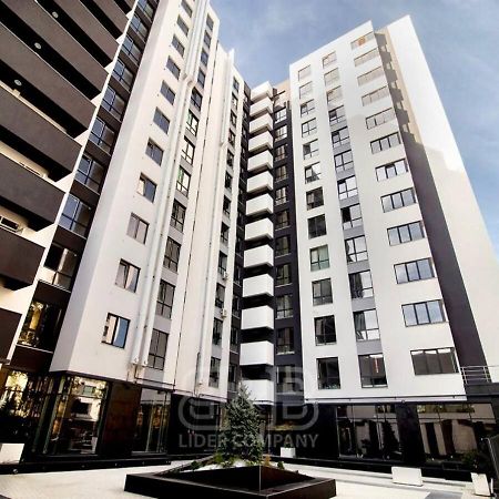 Minimalist Style Apartment With Best Location Chisinau Bagian luar foto
